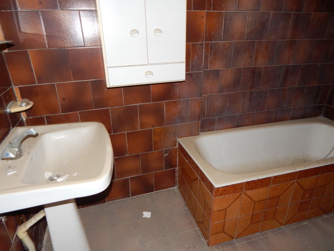 8 soveværelse Byhus til salg i Ontinyent - € 90.000 (Ref: 6192432)