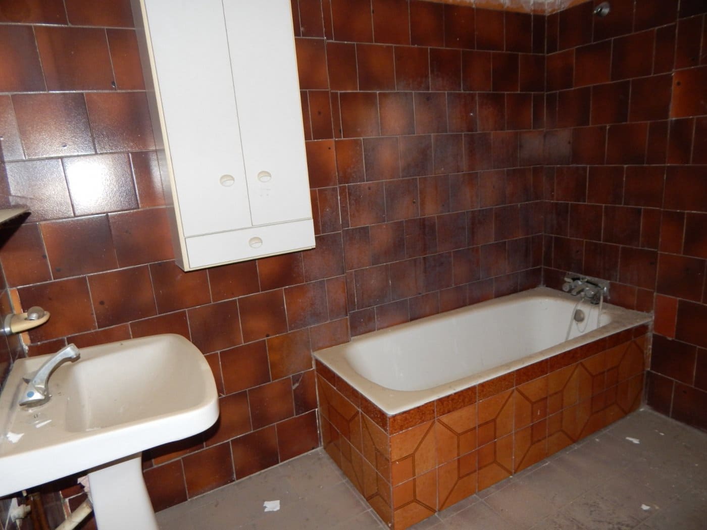 8 soveværelse Byhus til salg i Ontinyent - € 90.000 (Ref: 6192432)