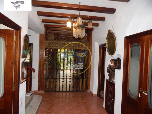 5 Zimmer Villa zu verkaufen in Ontinyent mit Pool - 400.000 € (Ref: 6259714)