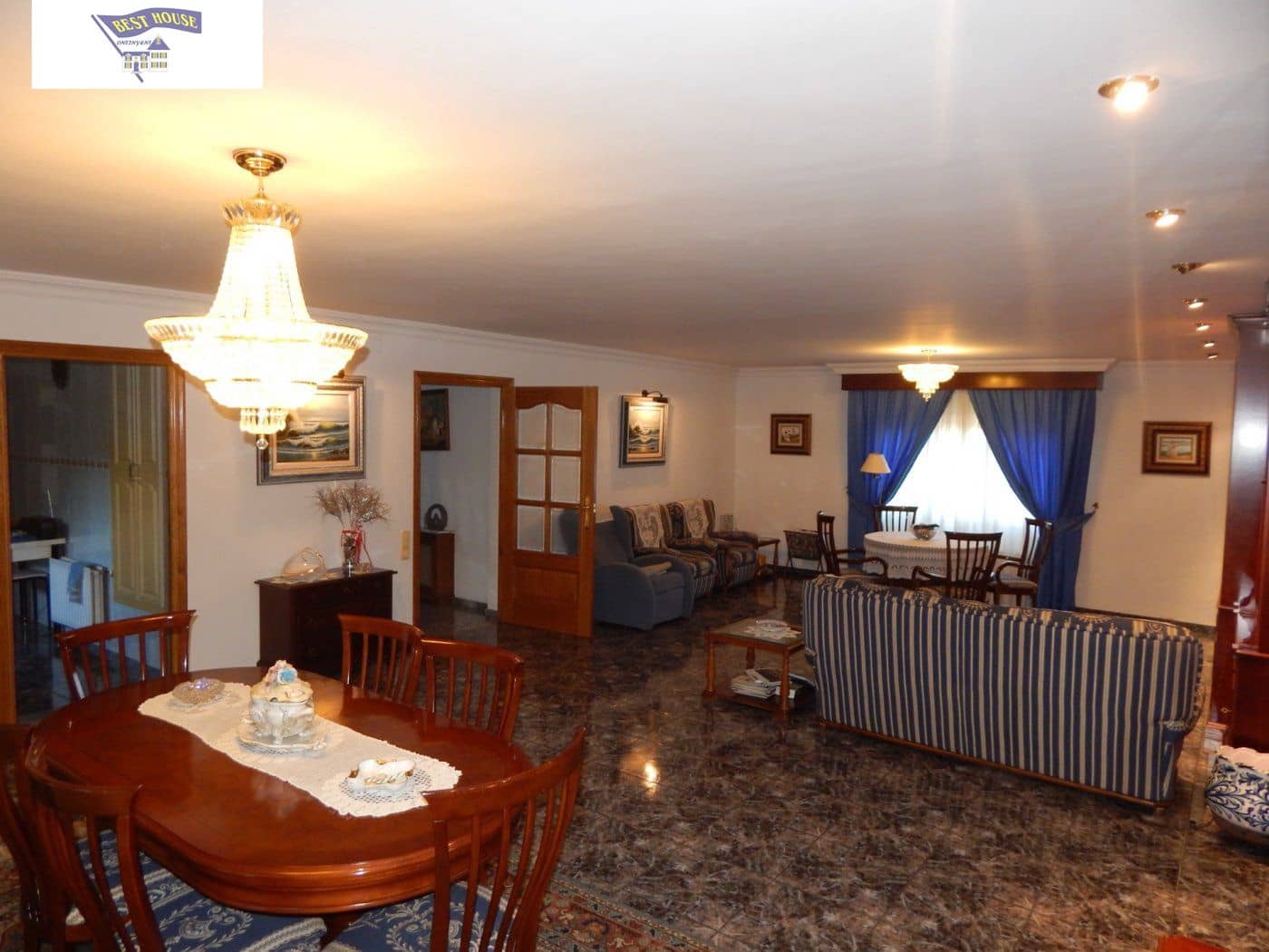 Chalet de 5 habitaciones en Ontinyent en venta con piscina - 390.000 € (Ref: 6261587)