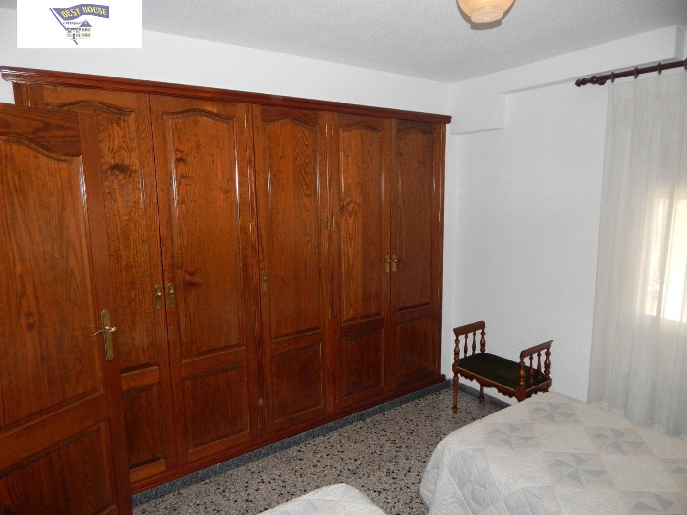 Chalet de 5 habitaciones en Ontinyent en venta con piscina - 390.000 € (Ref: 6261587)