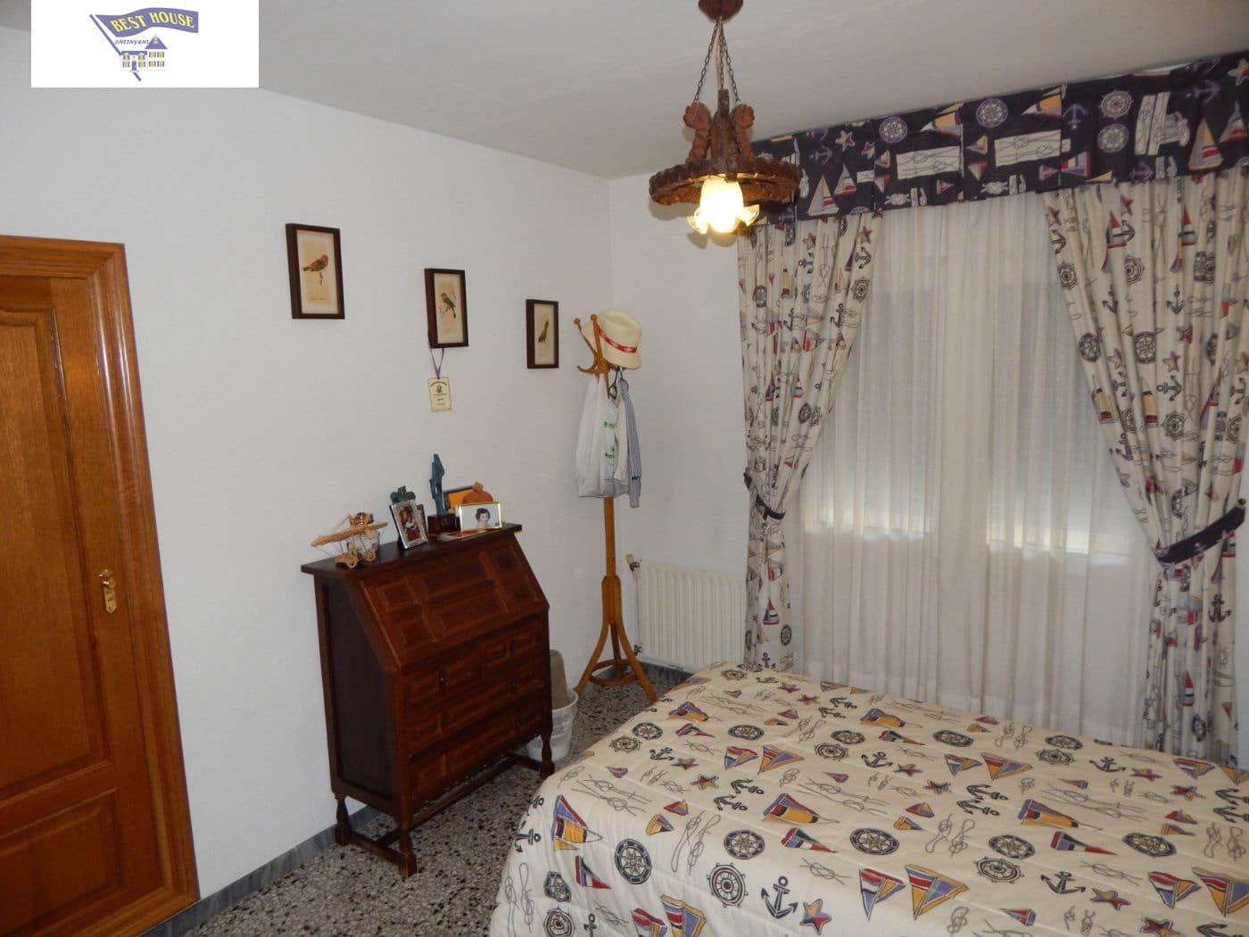 Chalet de 5 habitaciones en Ontinyent en venta con piscina - 390.000 € (Ref: 6261587)