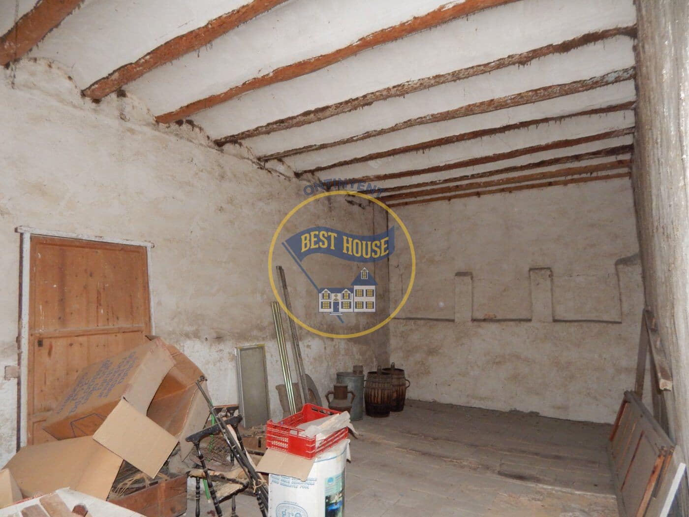 7 soveværelse Villa til salg i Agullent - € 360.000 (Ref: 6296471)