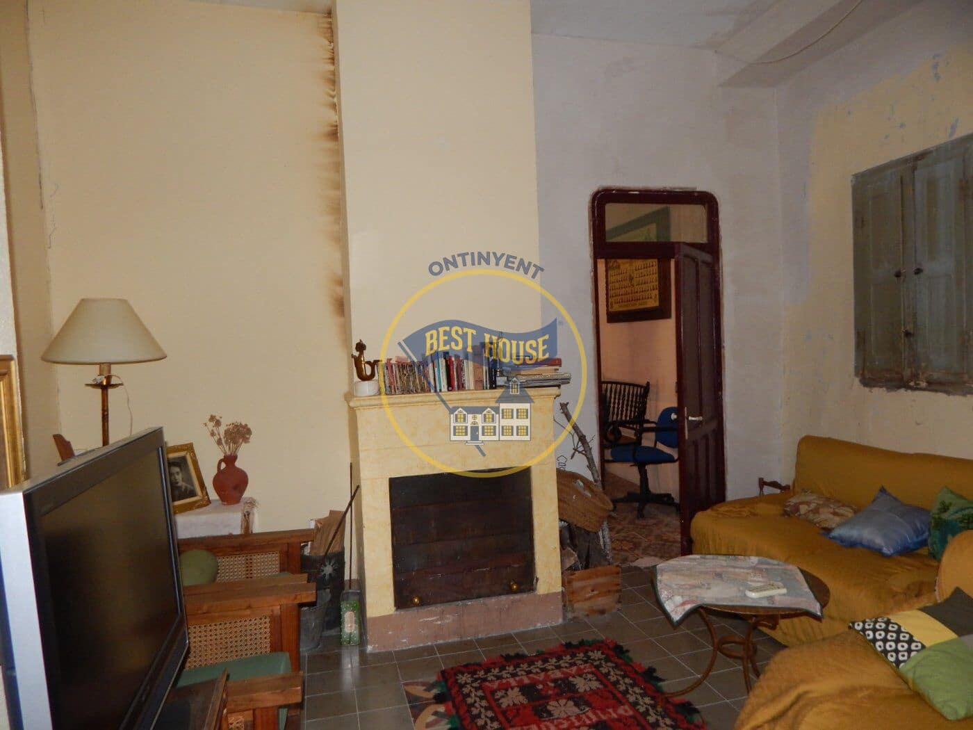 7 soveværelse Villa til salg i Agullent - € 360.000 (Ref: 6296471)