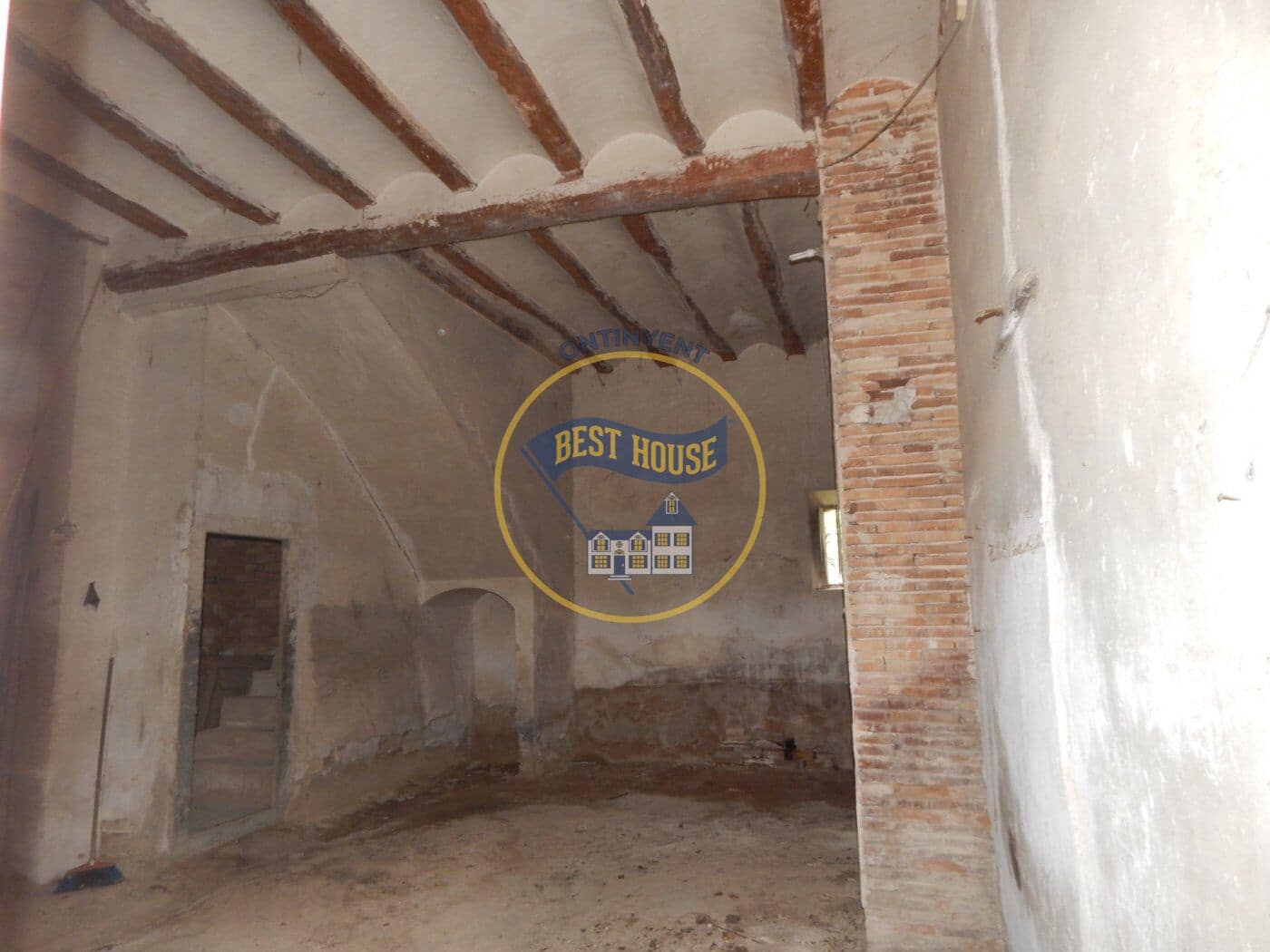 7 soveværelse Villa til salg i Agullent - € 360.000 (Ref: 6296471)