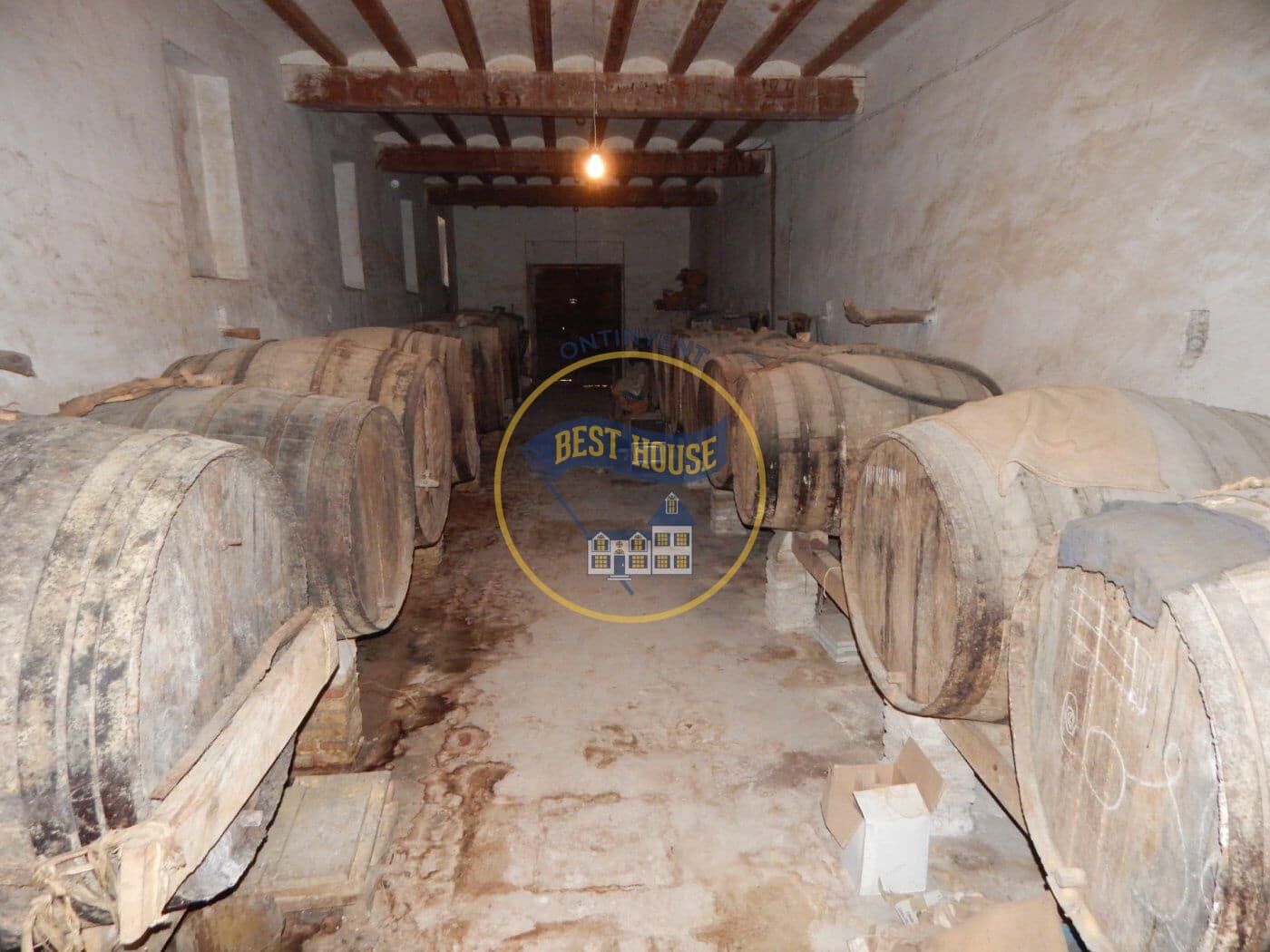 7 soveværelse Villa til salg i Agullent - € 360.000 (Ref: 6296471)