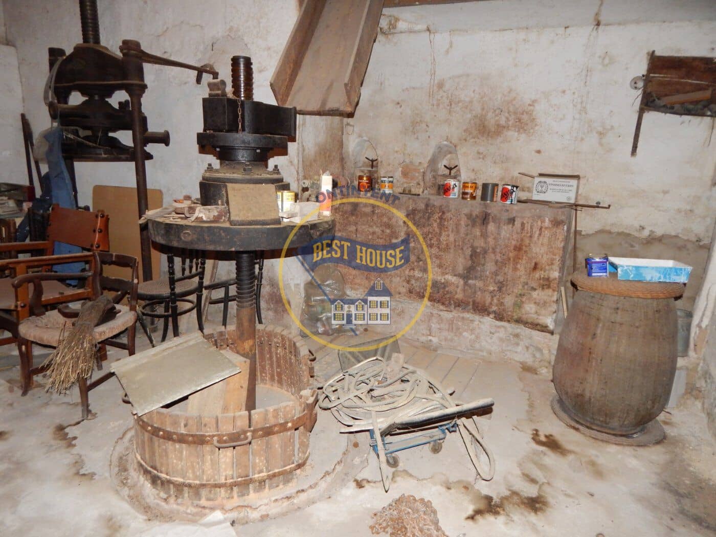 7 soveværelse Villa til salg i Agullent - € 360.000 (Ref: 6296471)