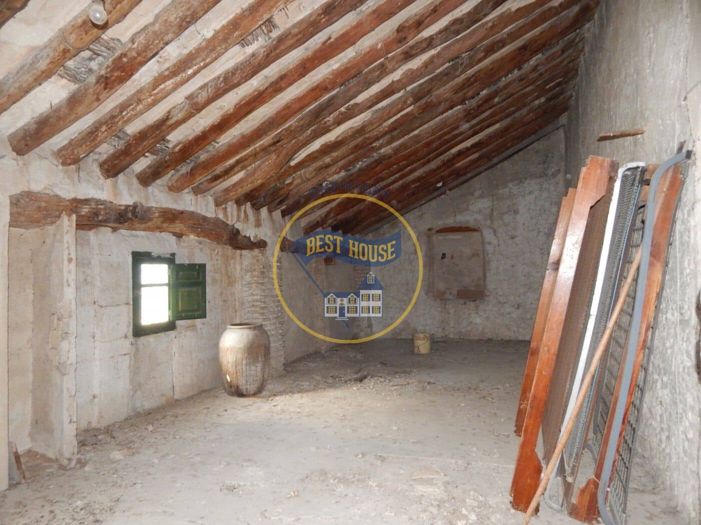 7 soveværelse Villa til salg i Agullent - € 360.000 (Ref: 6296471)