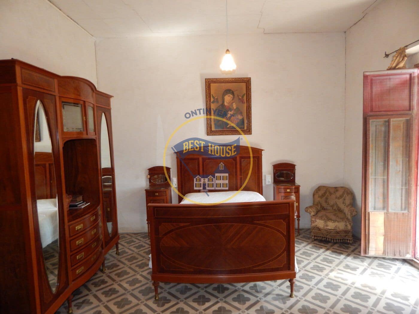 7 soveværelse Villa til salg i Agullent - € 360.000 (Ref: 6296471)