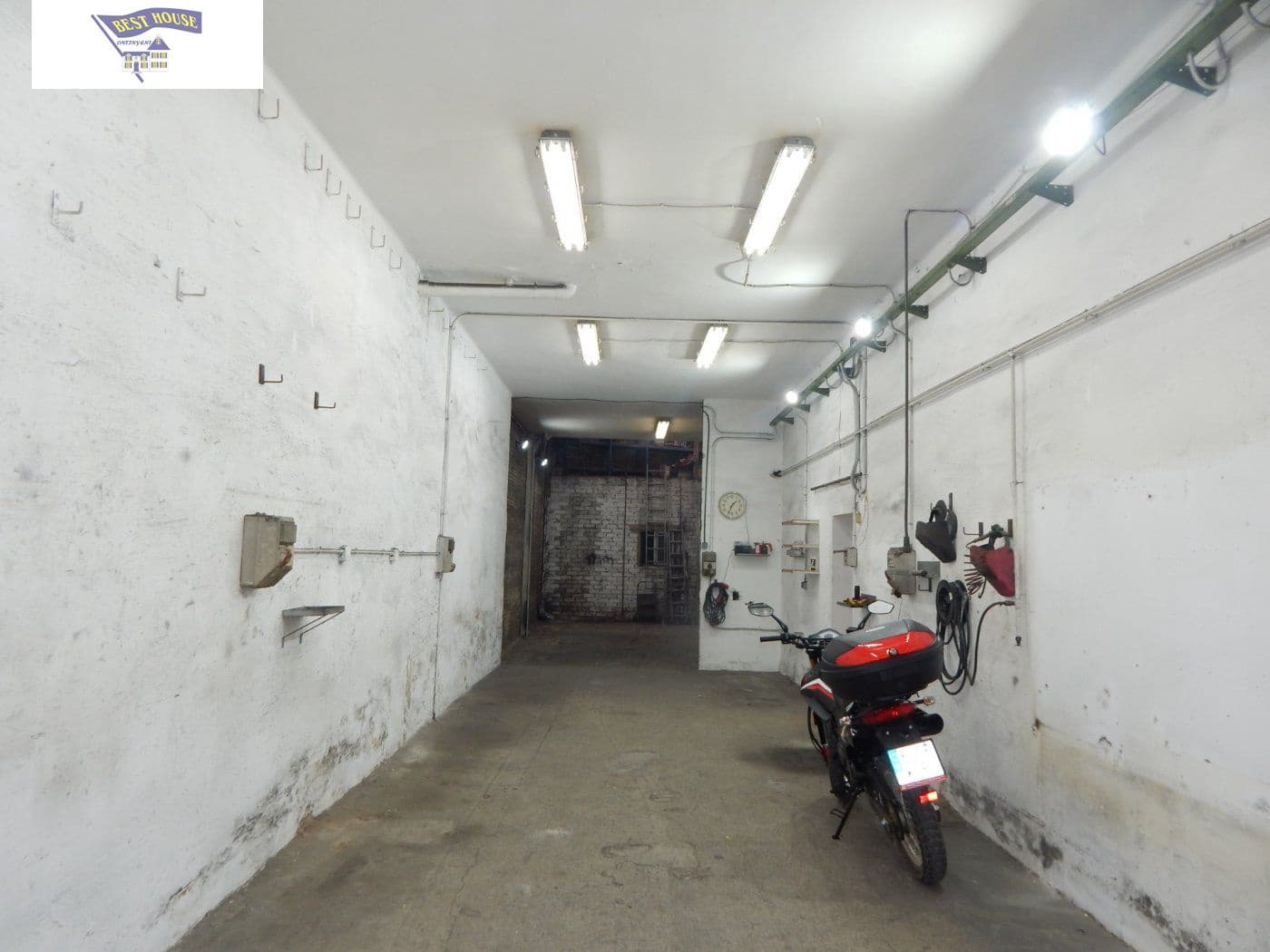 3 bedroom Commercial for sale in Ontinyent - € 100,000 (Ref: 6363193)