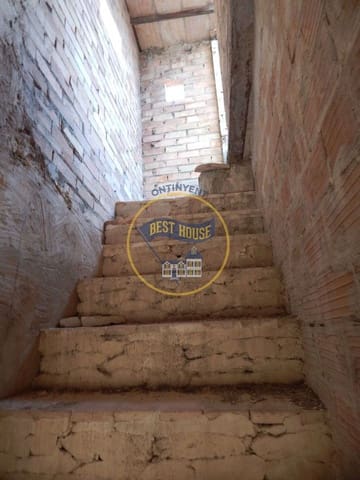 Villa til salgs i L'Olleria - € 45 000 (Ref: 6422665)