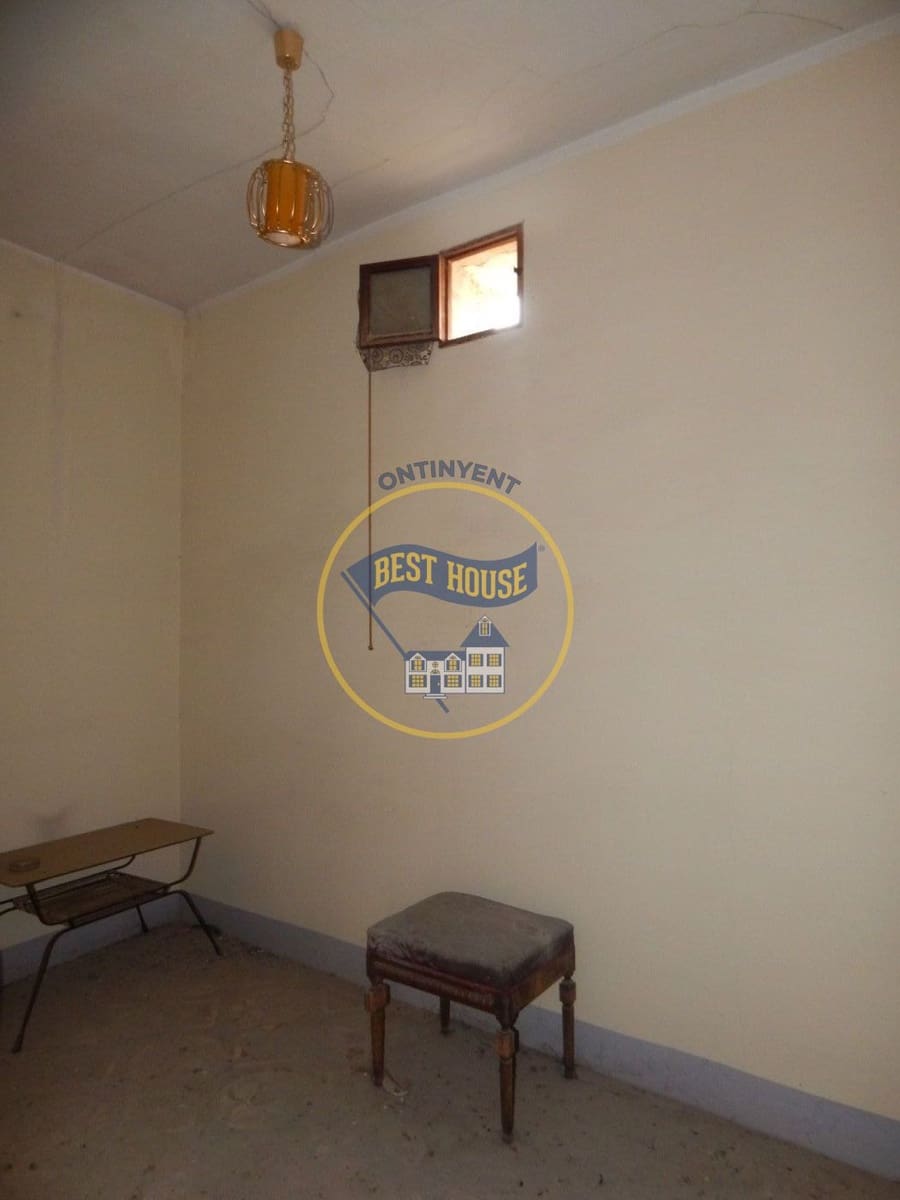 4 soveværelse Byhus til salg i L'Olleria - € 88.000 (Ref: 6492882)