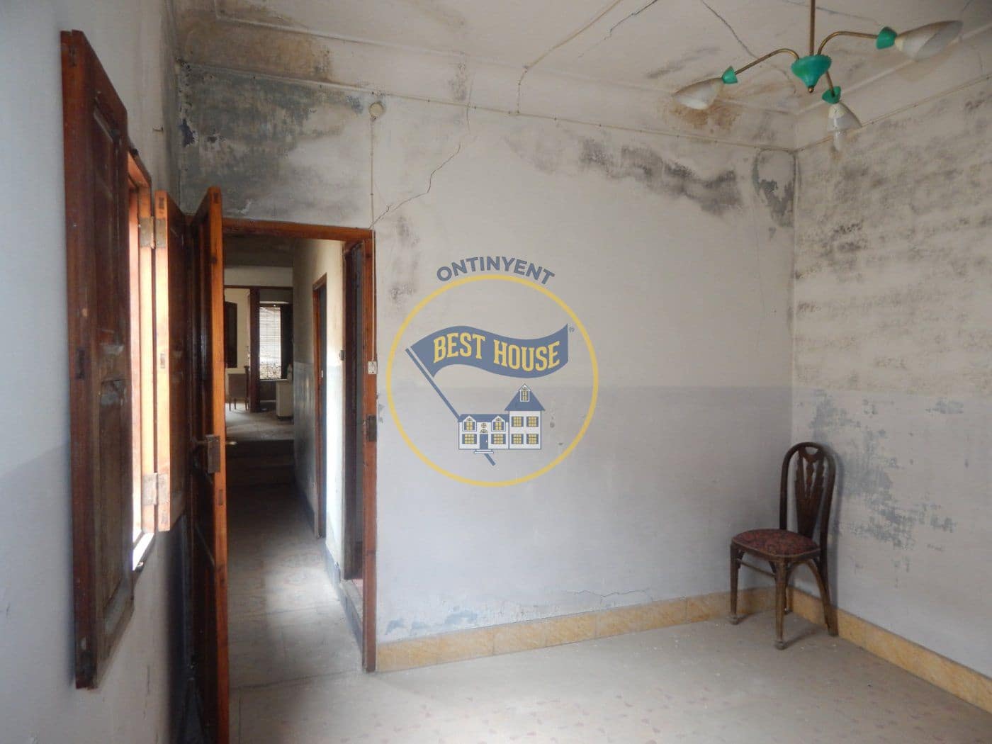 4 soveværelse Byhus til salg i L'Olleria - € 88.000 (Ref: 6492882)