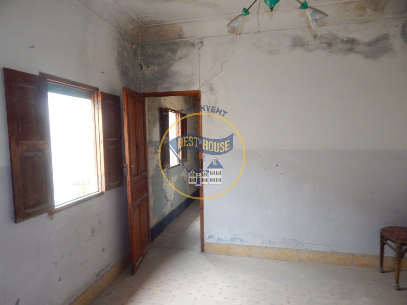 4 soveværelse Byhus til salg i L'Olleria - € 88.000 (Ref: 6492882)