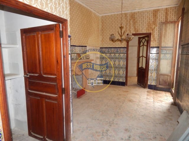 4 soveværelse Byhus til salg i L'Olleria - € 88.000 (Ref: 6492882)