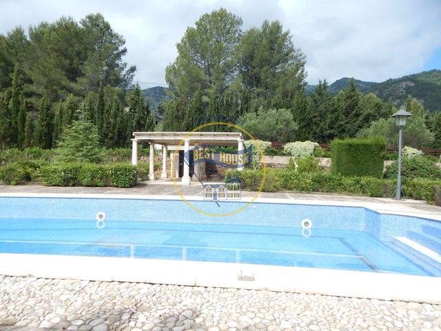 5 chambre Villa/Maison à vendre à Muro de Alcoy avec piscine garage - 1 300 000 € (Ref: 6632448)