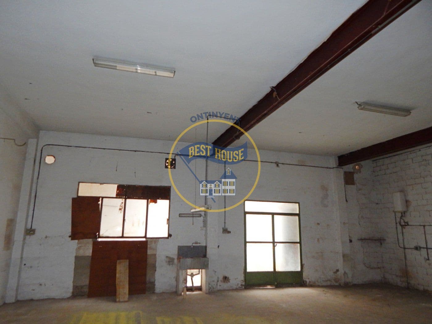 Commerciale in vendita in L'Olleria - 155.000 € (Rif: 6647803)