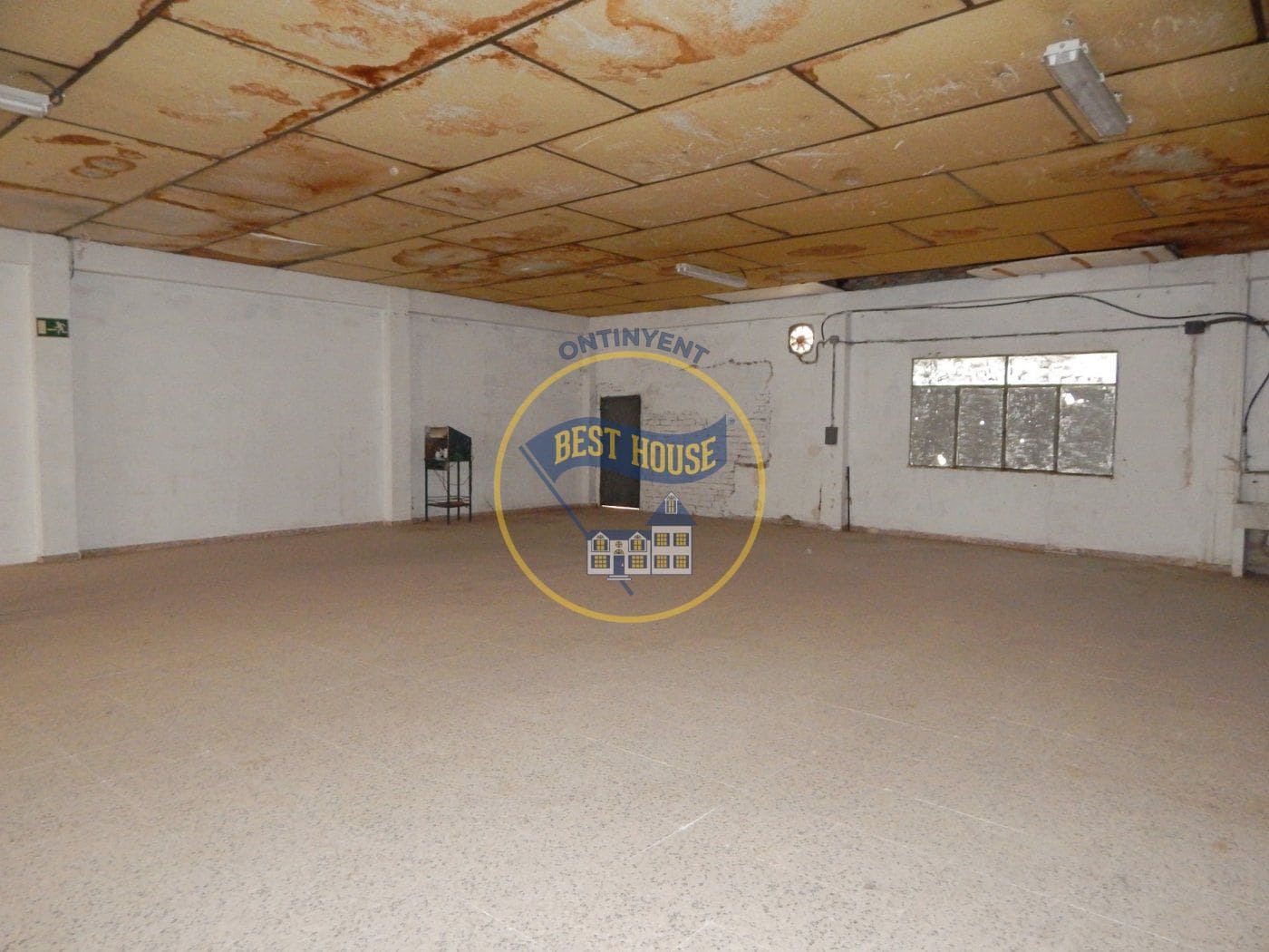 Commerciale in vendita in L'Olleria - 155.000 € (Rif: 6647803)