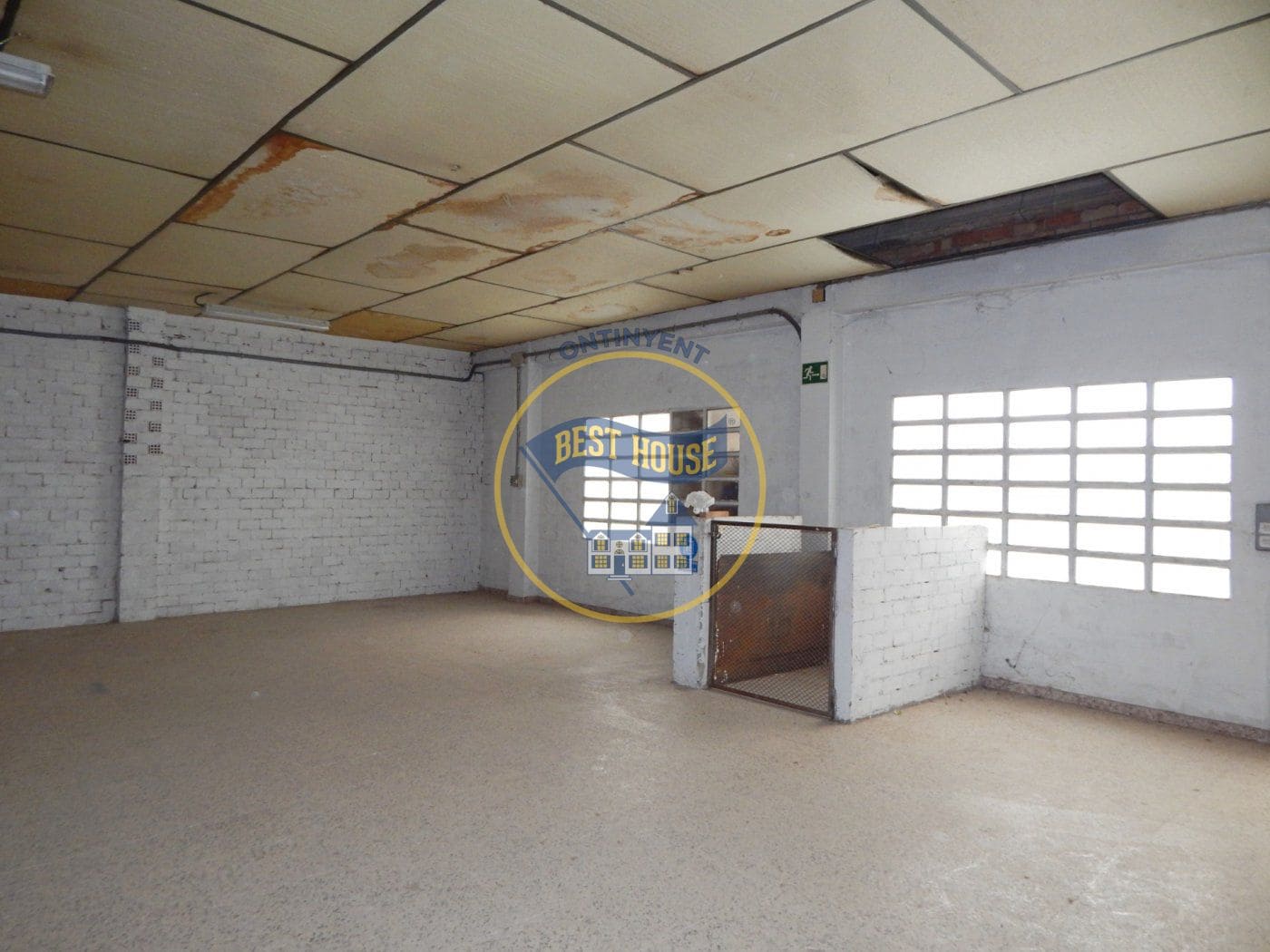 Commerciale in vendita in L'Olleria - 155.000 € (Rif: 6647803)