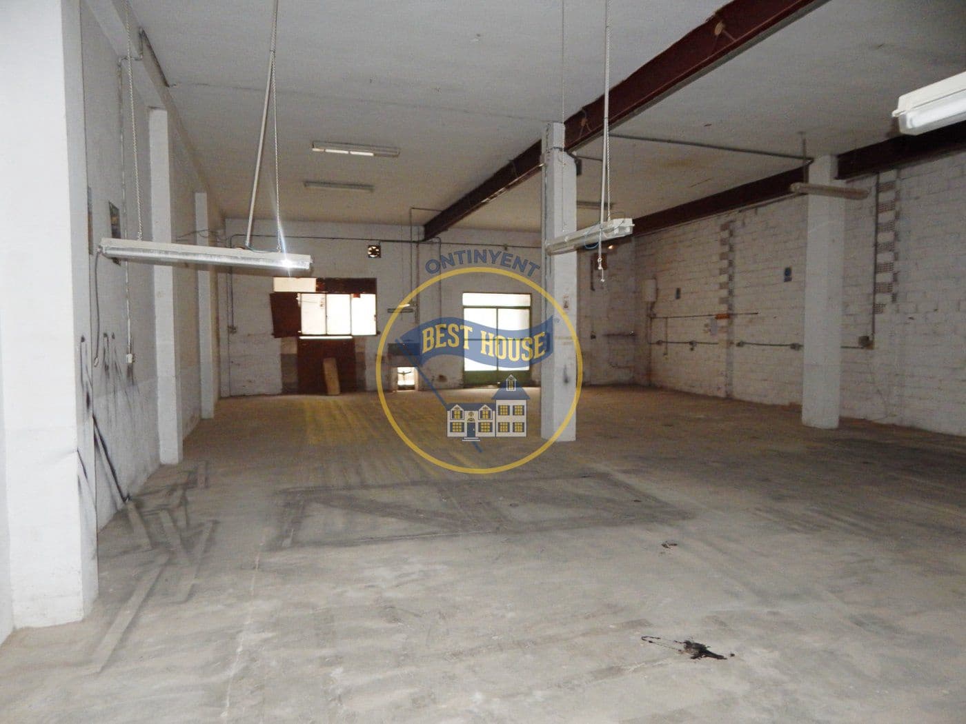 Commerciale in vendita in L'Olleria - 155.000 € (Rif: 6647803)