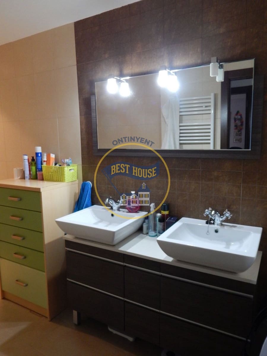 7 soveværelse Byhus til salg i Agullent - € 185.000 (Ref: 6661446)