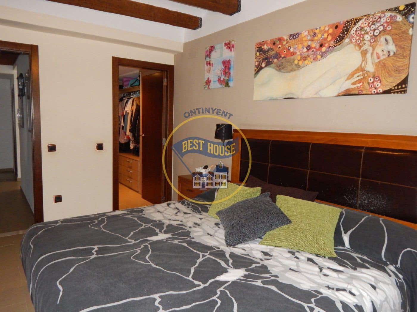 7 soveværelse Byhus til salg i Agullent - € 185.000 (Ref: 6661446)