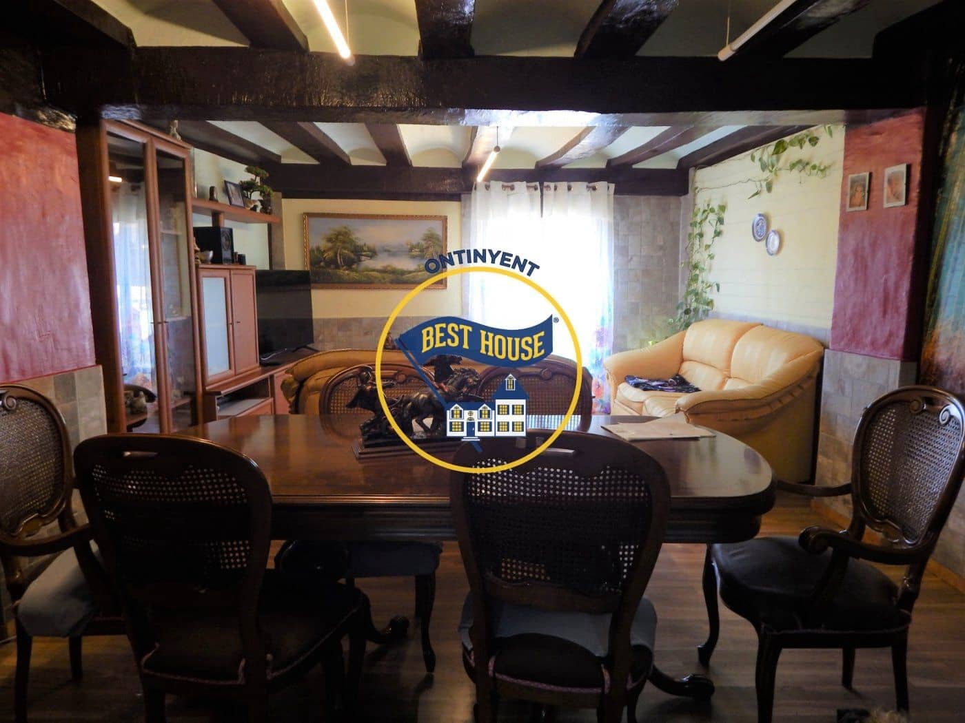 4 bedroom Townhouse for sale in Ontinyent - € 77,000 (Ref: 6689597)