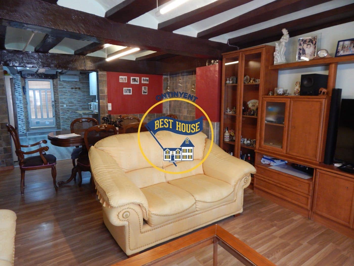 4 bedroom Townhouse for sale in Ontinyent - € 77,000 (Ref: 6689597)