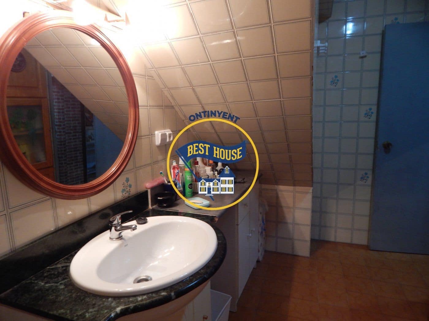 4 bedroom Townhouse for sale in Ontinyent - € 77,000 (Ref: 6689597)