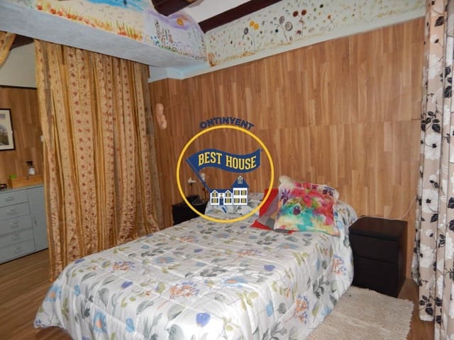 4 bedroom Townhouse for sale in Ontinyent - € 77,000 (Ref: 6689597)