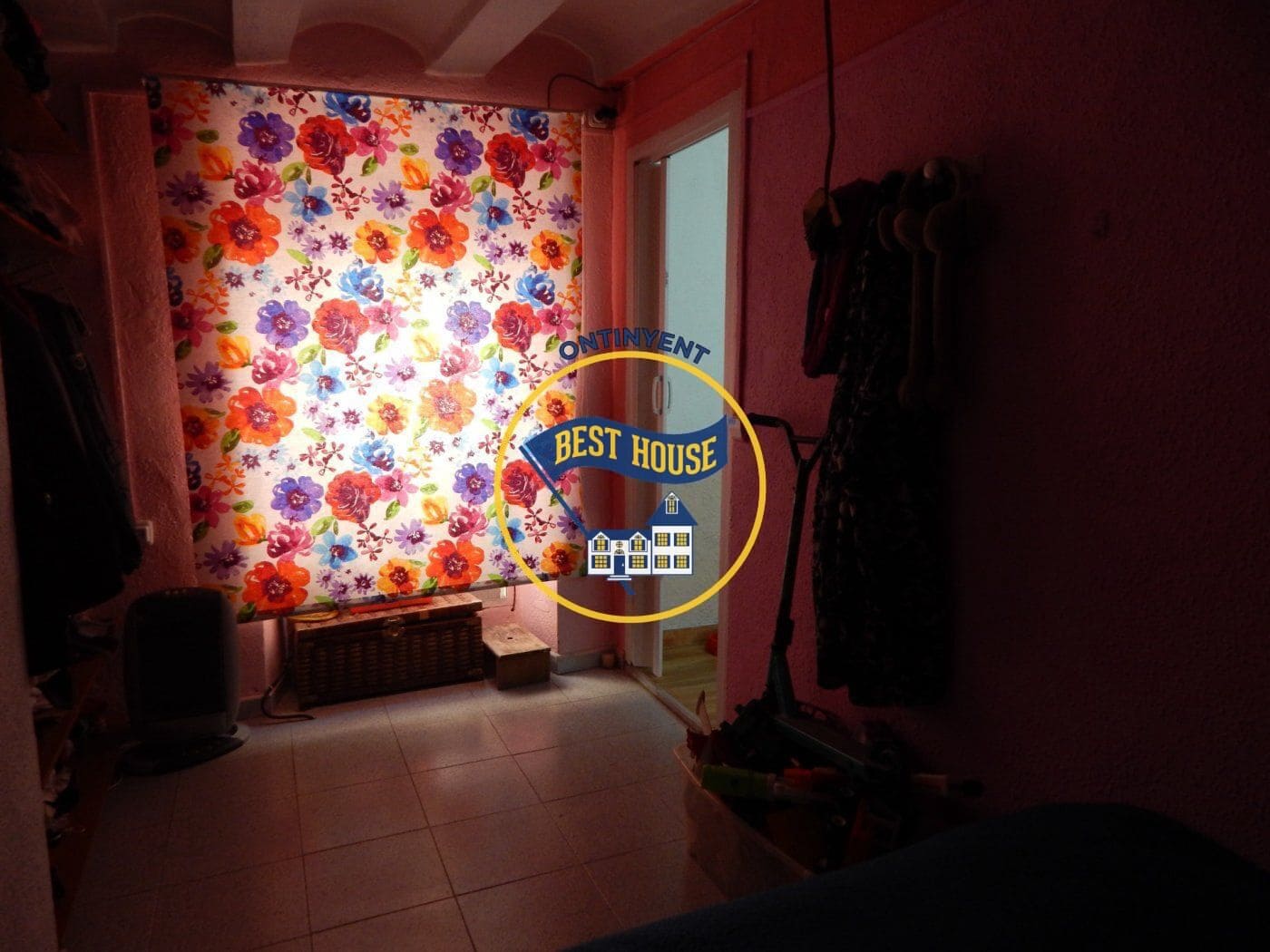 4 bedroom Townhouse for sale in Ontinyent - € 77,000 (Ref: 6689597)