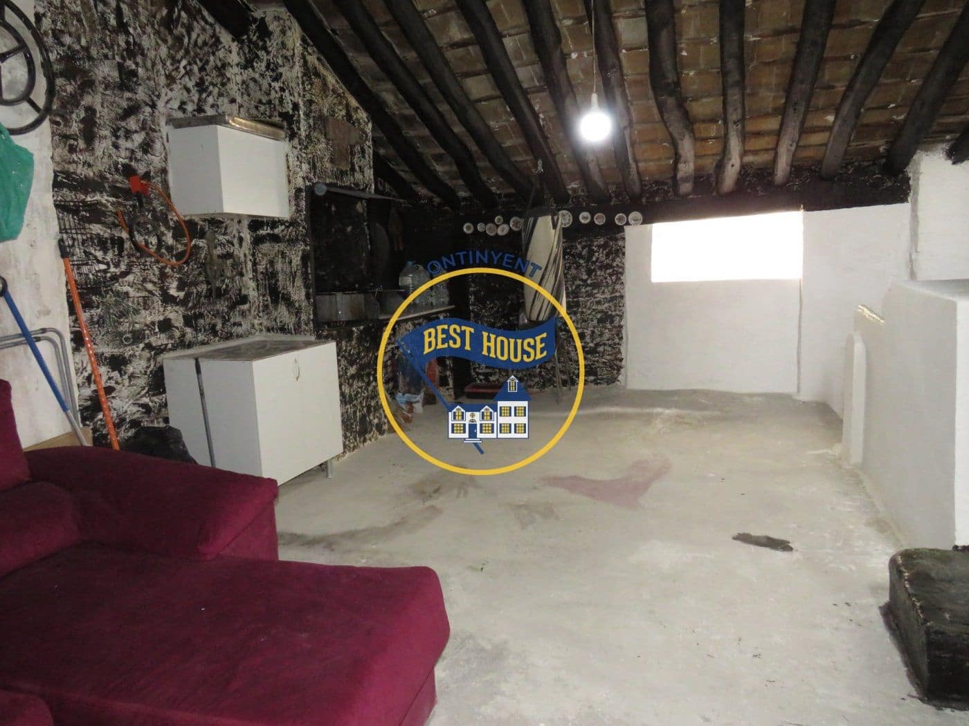 4 bedroom Townhouse for sale in Ontinyent - € 77,000 (Ref: 6689597)