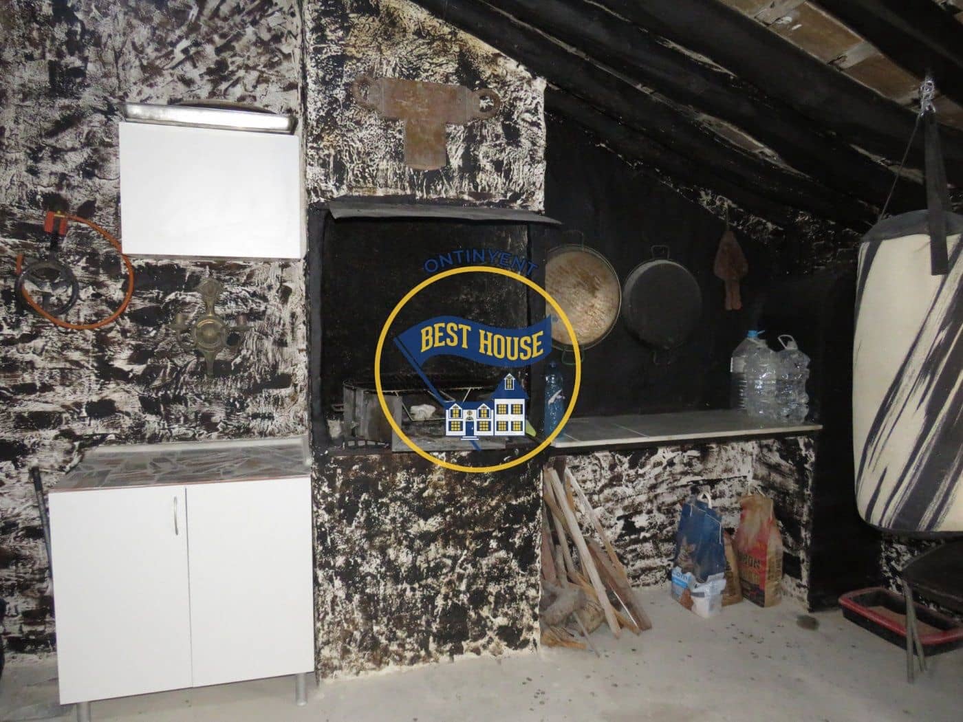 4 bedroom Townhouse for sale in Ontinyent - € 77,000 (Ref: 6689597)