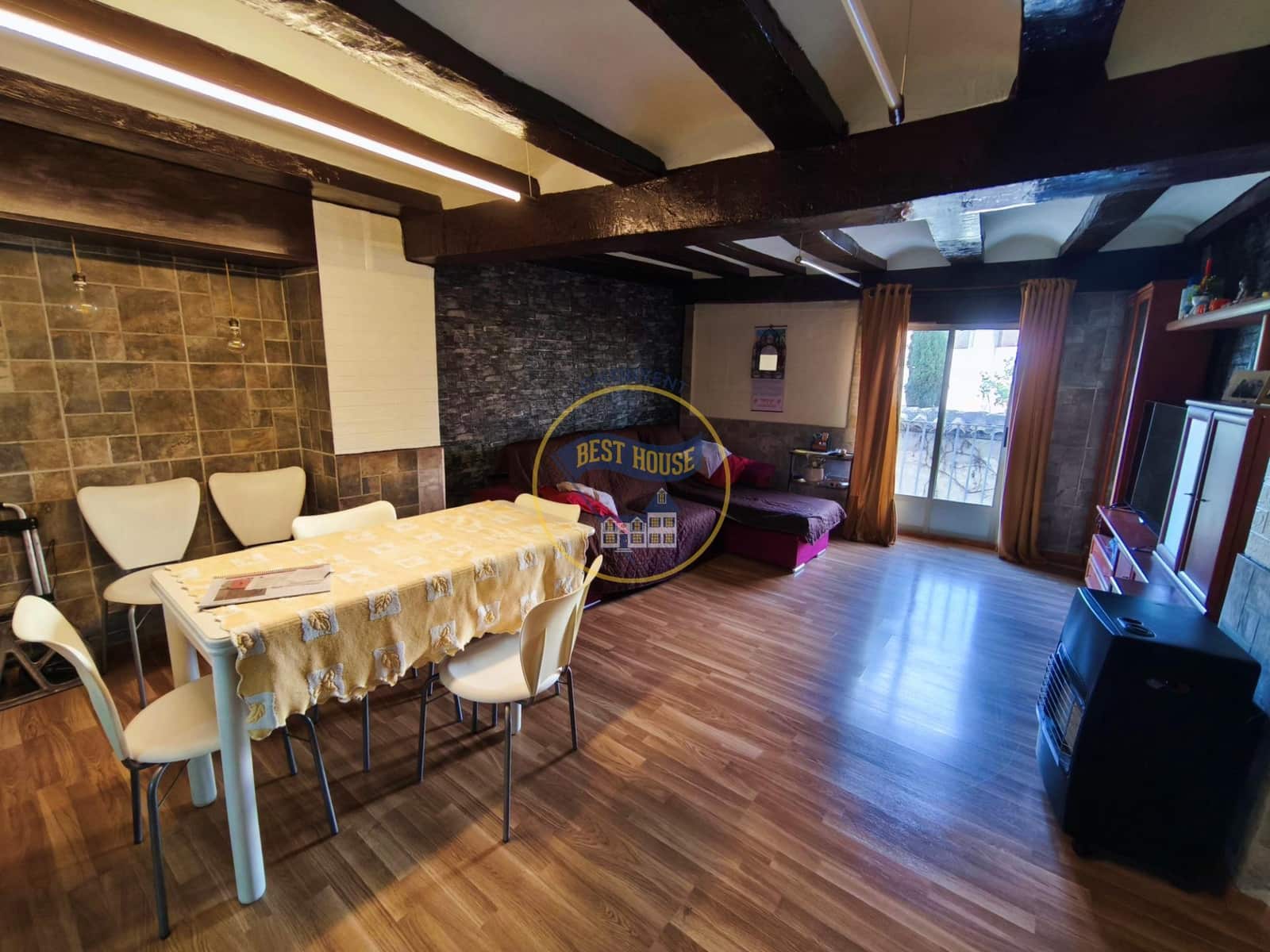 4 bedroom Townhouse for sale in Ontinyent - € 77,000 (Ref: 6689597)