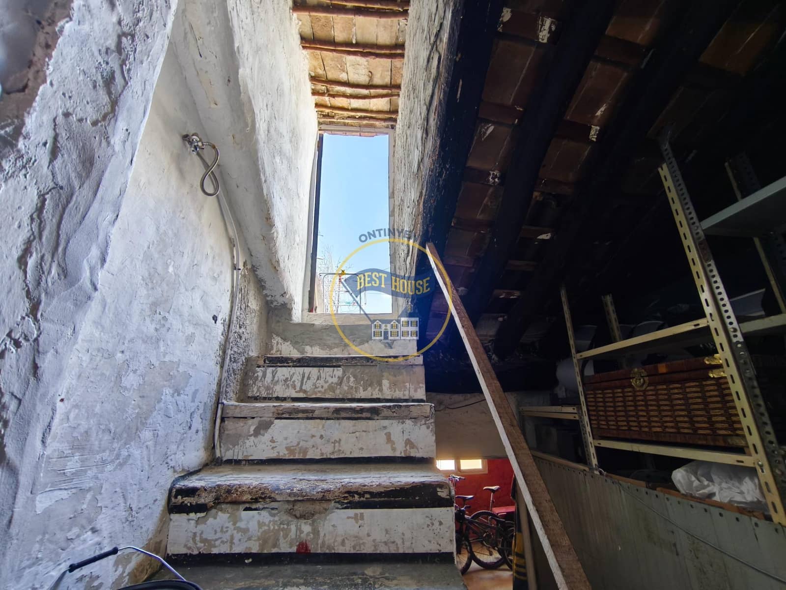 4 bedroom Townhouse for sale in Ontinyent - € 77,000 (Ref: 6689597)