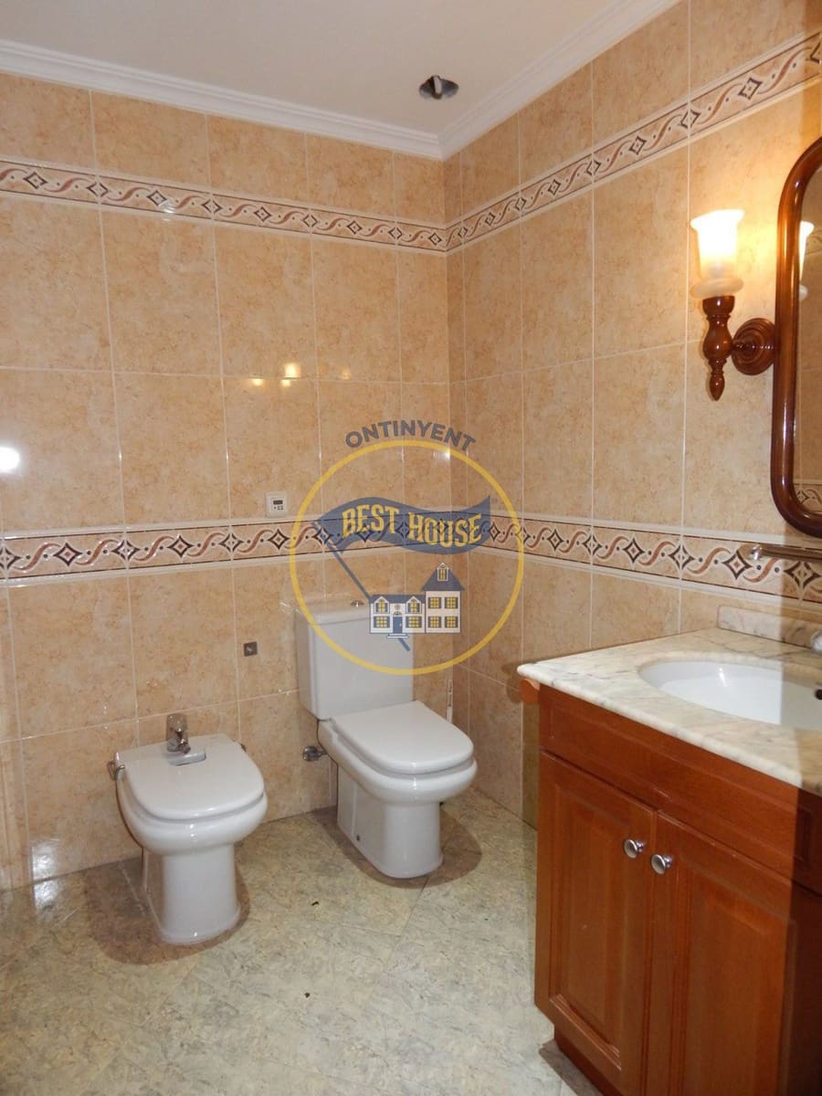 Casa de 7 habitaciones en Aielo de Malferit en venta - 234.000 € (Ref: 6763293)