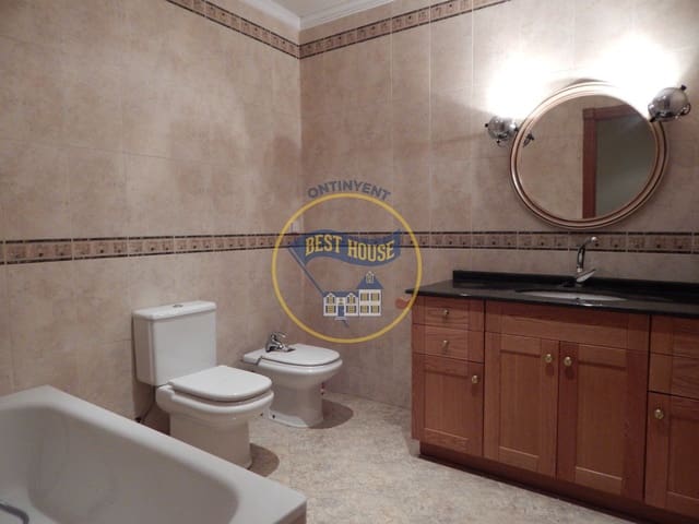 Casa de 7 habitaciones en Aielo de Malferit en venta - 234.000 € (Ref: 6763293)