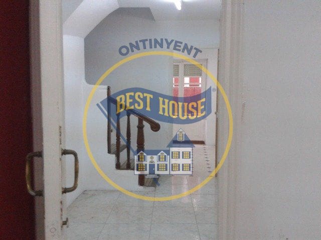 Commercial for sale in Ontinyent - € 90,000 (Ref: 6815894)