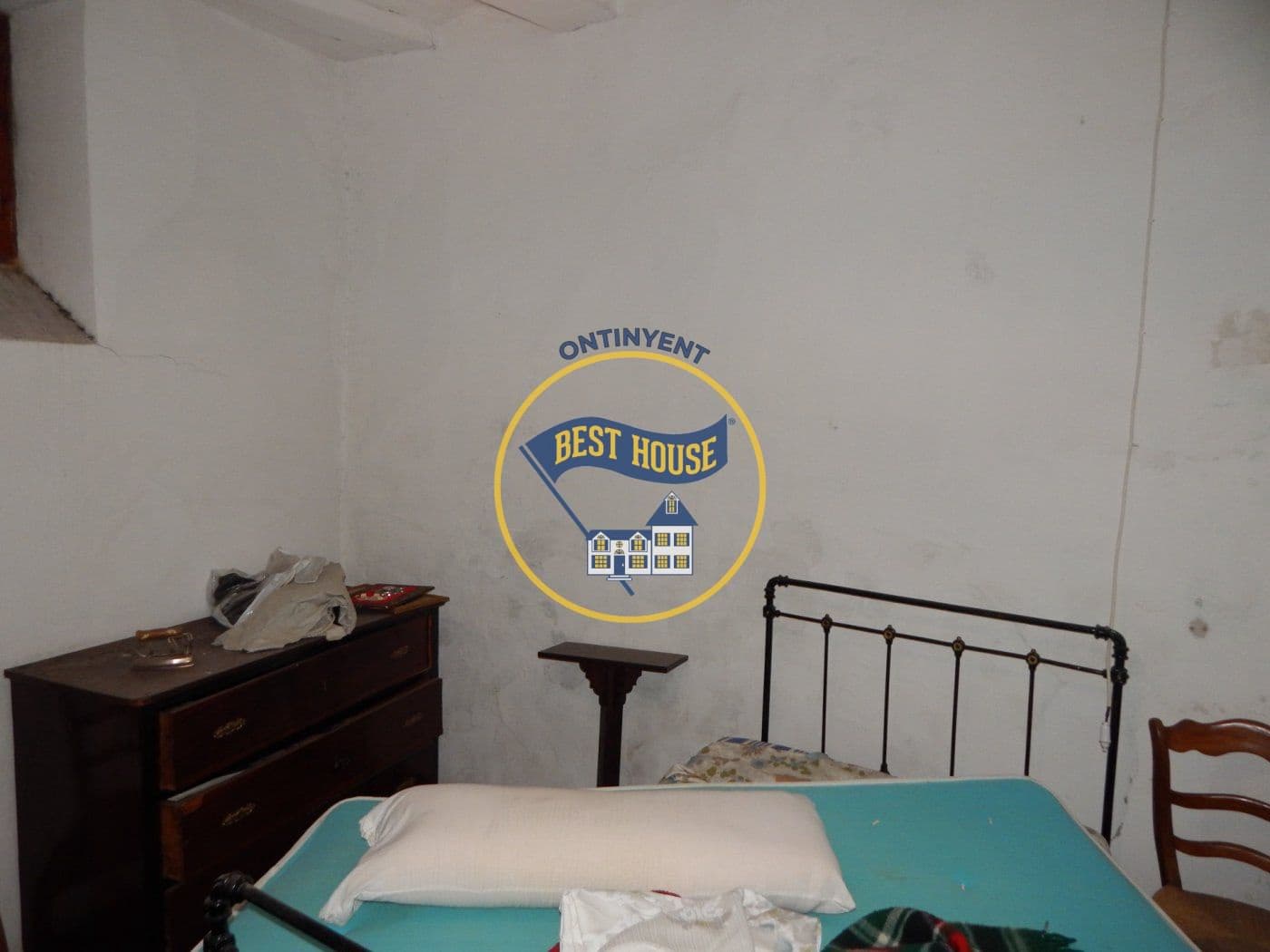 7 soverom Hus til salgs i Bocairent - € 98 000 (Ref: 6927813)