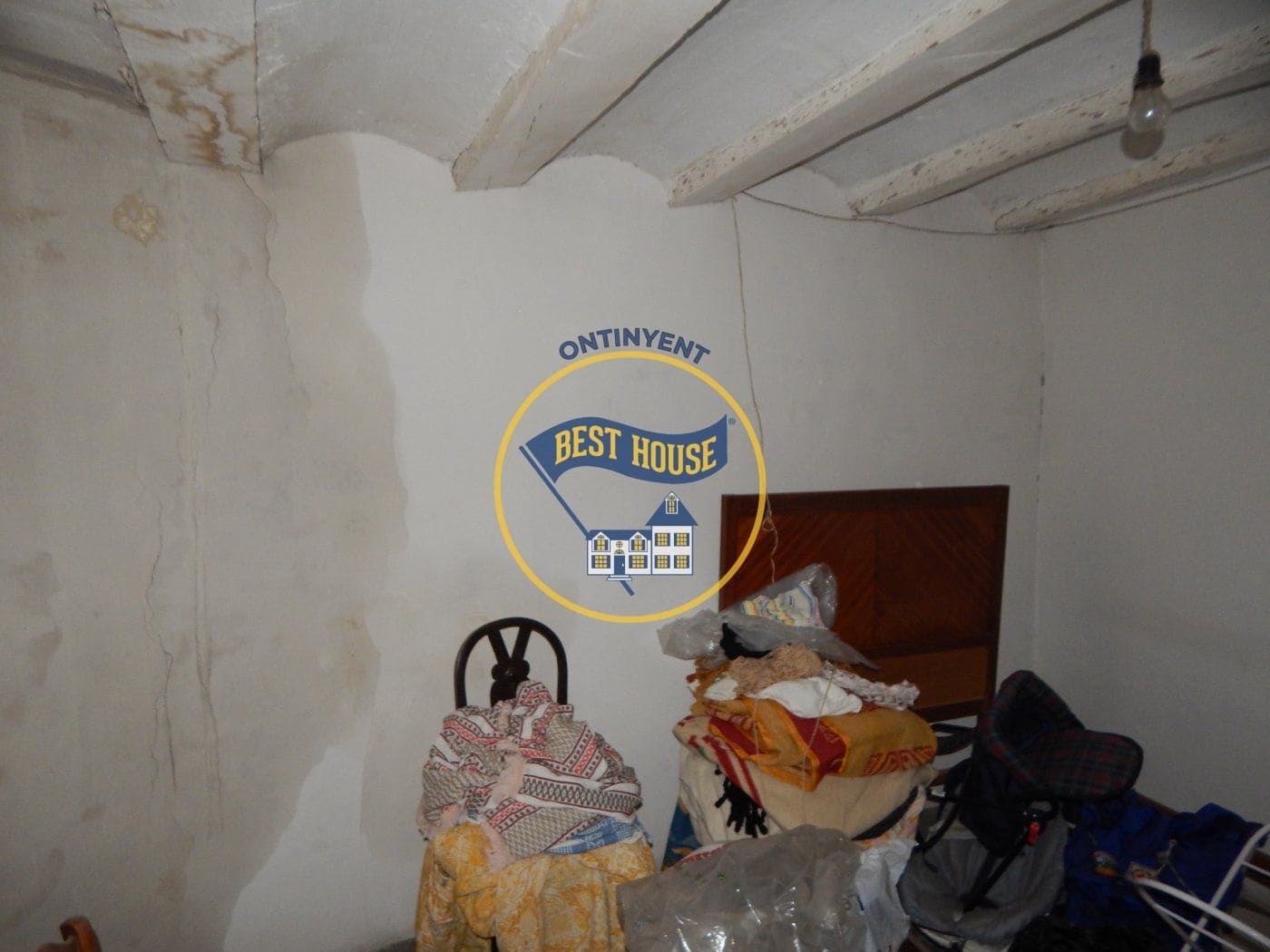 7 soverom Hus til salgs i Bocairent - € 98 000 (Ref: 6927813)