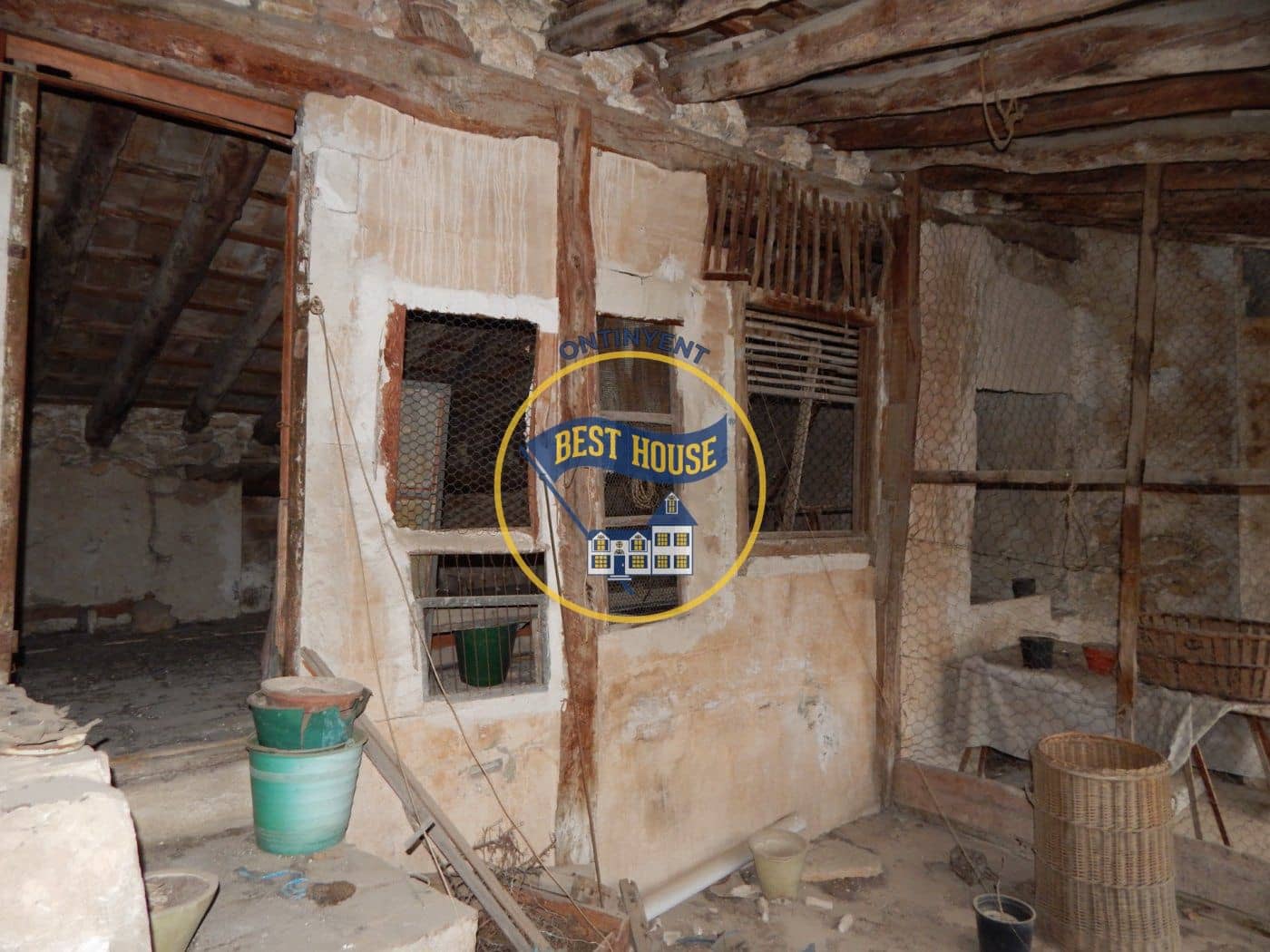 7 soverom Hus til salgs i Bocairent - € 98 000 (Ref: 6927813)