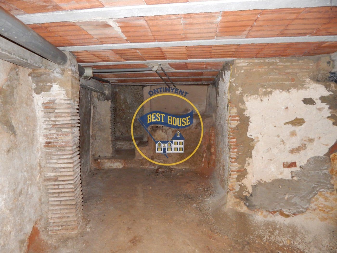 7 soverom Hus til salgs i Bocairent - € 98 000 (Ref: 6927813)