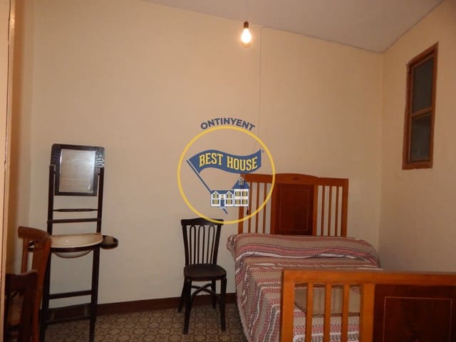 7 makuuhuone Omakotitalo myytävänä paikassa Bocairent - 98 000 € (Ref: 6927813)