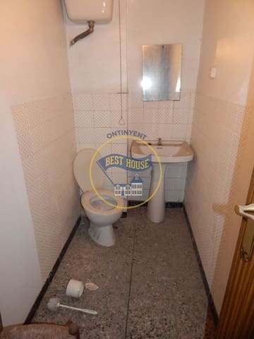 7 bedroom Townhouse for sale in Ontinyent - € 77,000 (Ref: 6940390)