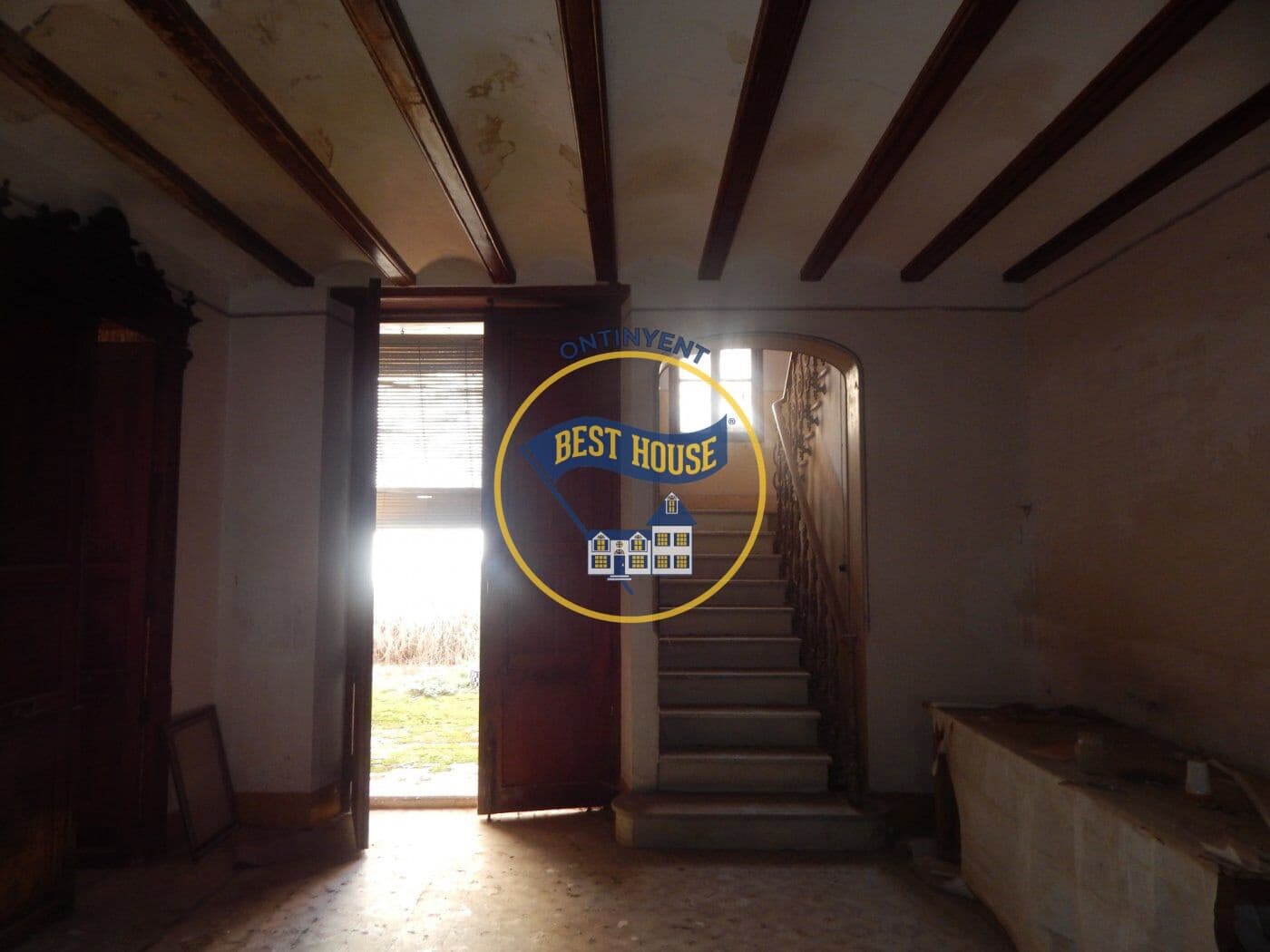 4 bedroom Townhouse for sale in Aielo de Malferit - € 40,000 (Ref: 7345653)