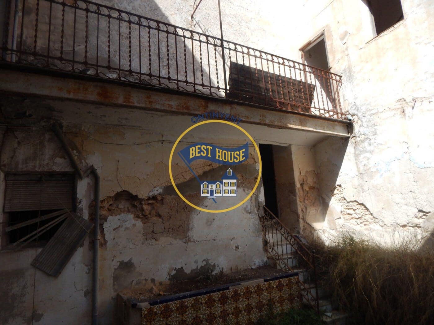 4 bedroom Townhouse for sale in Aielo de Malferit - € 40,000 (Ref: 7345653)
