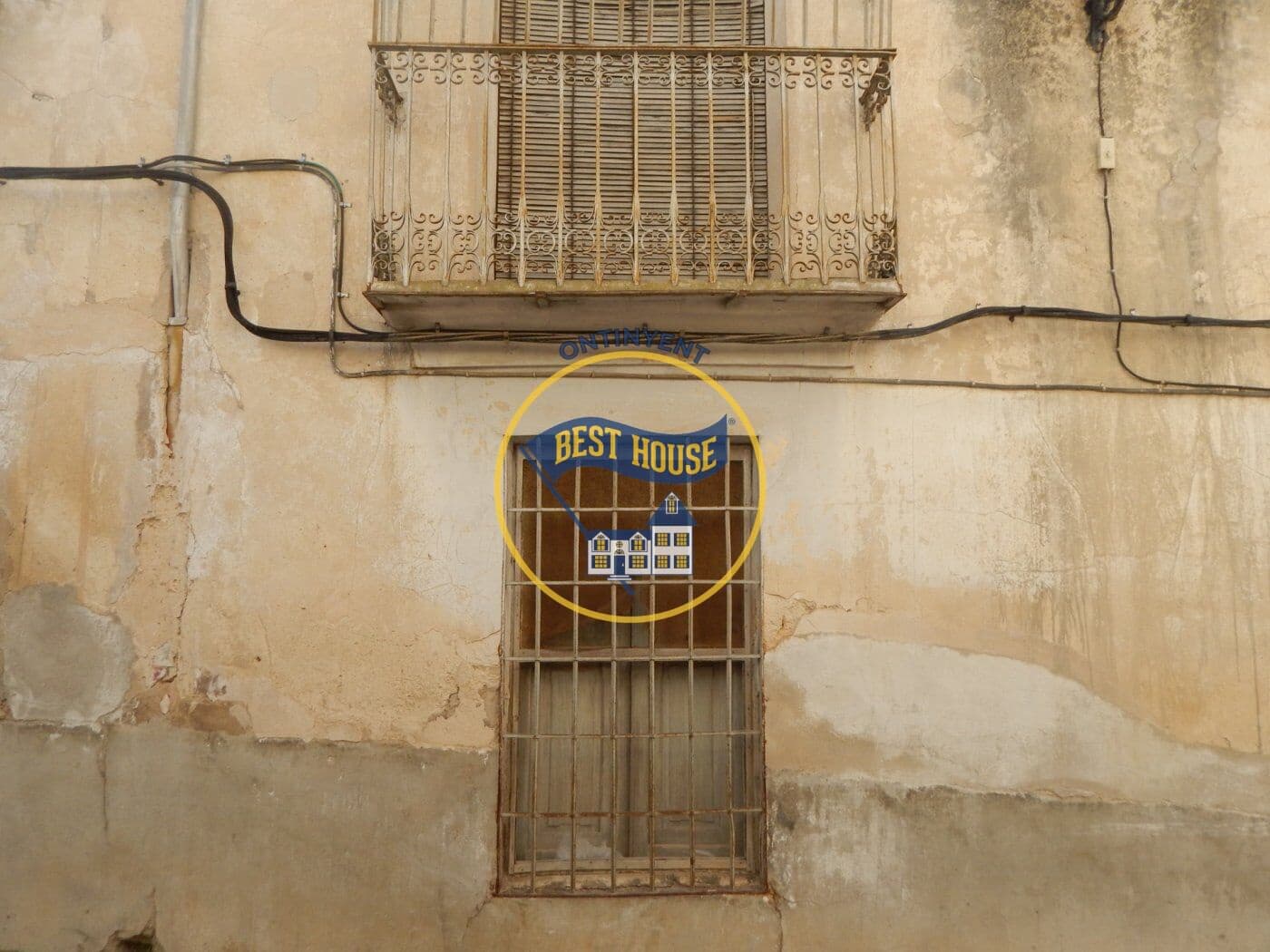 4 bedroom Townhouse for sale in Aielo de Malferit - € 40,000 (Ref: 7345653)