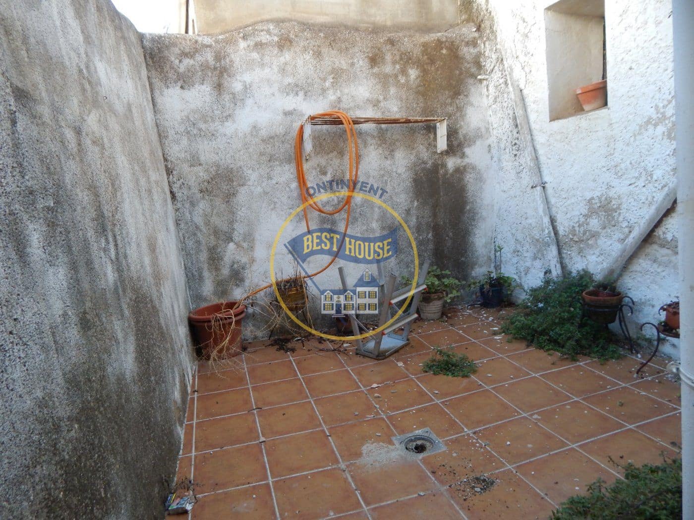 4 soveværelse Byhus til salg i Agullent - € 45.000 (Ref: 7345659)