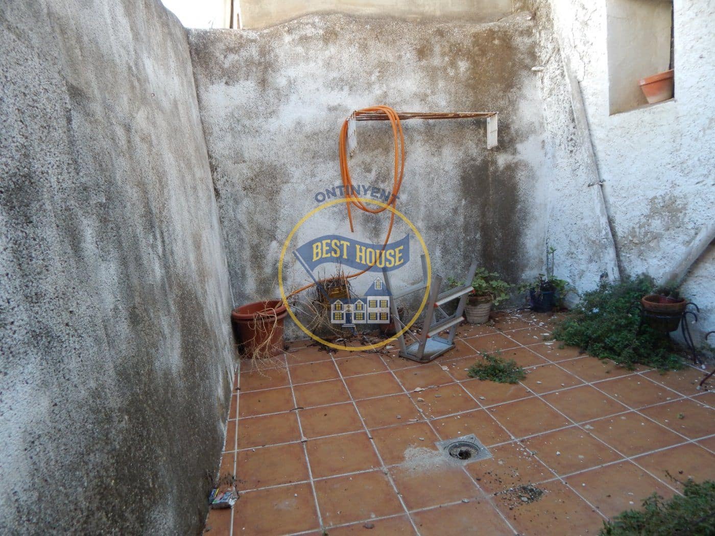 4 soveværelse Byhus til salg i Agullent - € 45.000 (Ref: 7345659)