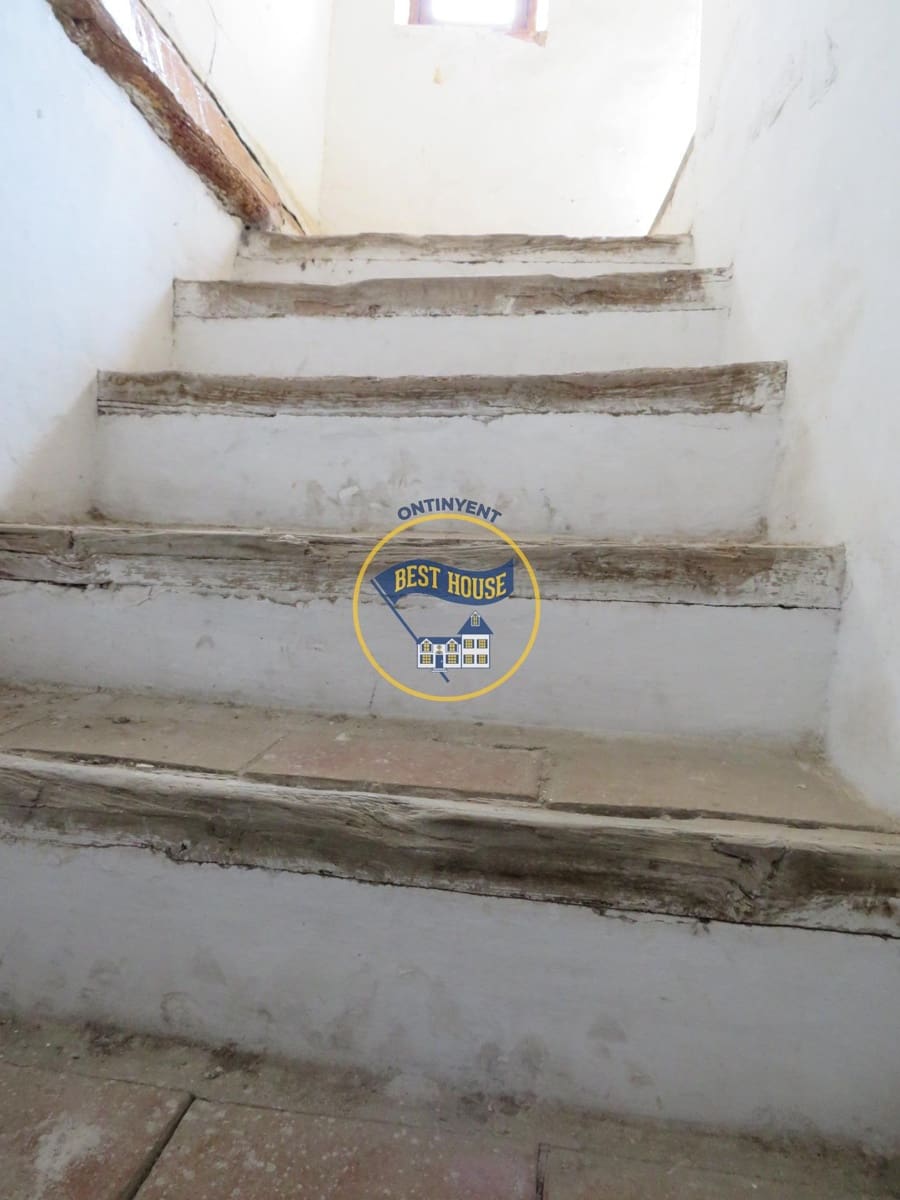 7 soveværelse Byhus til salg i Bocairent - € 57.000 (Ref: 7557391)